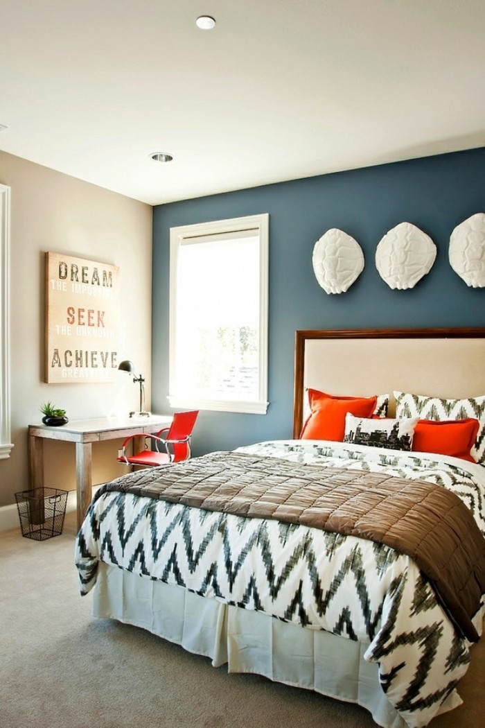 生活想法卧室蓝色口音墙壁装饰光地毯地板