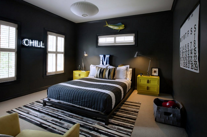 家居装饰卧室黑色墙壁黑暗地毯黄色床头柜