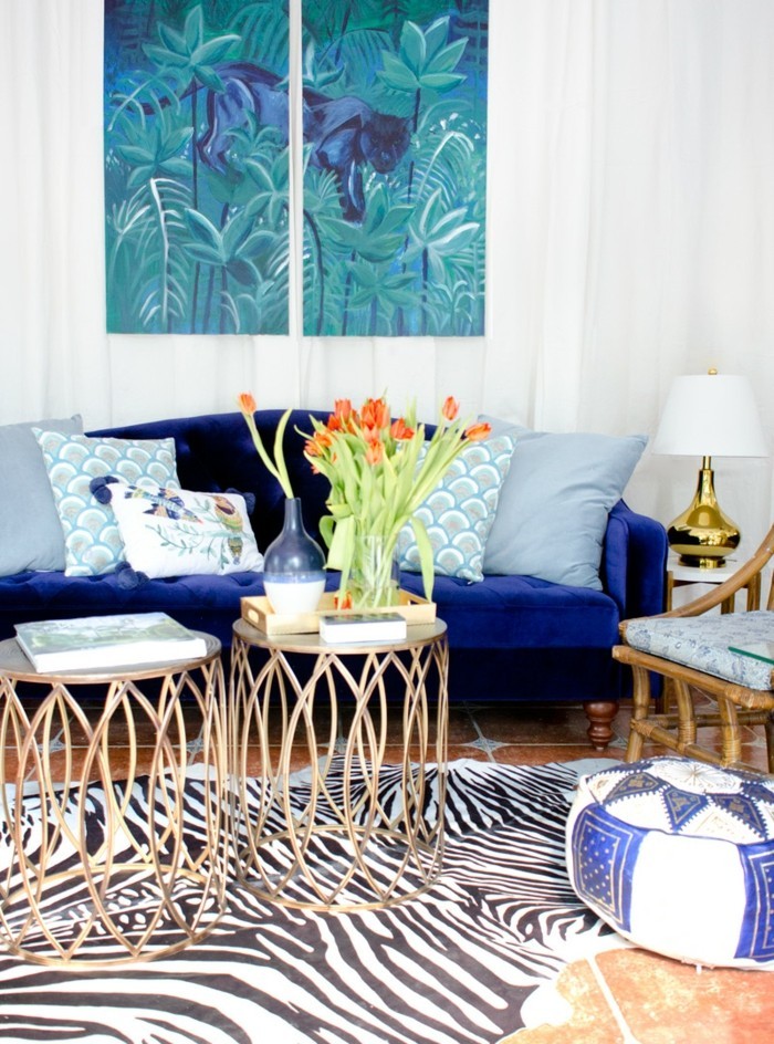客厅客厅蓝色沙发斑马地毯