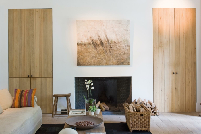 živé nápady obývací pokoj útulné černé koberce dřevo akcenty