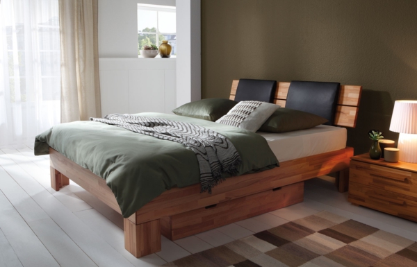 Lo que conforma un dormitorio con colchón de muelles en estilo asiático