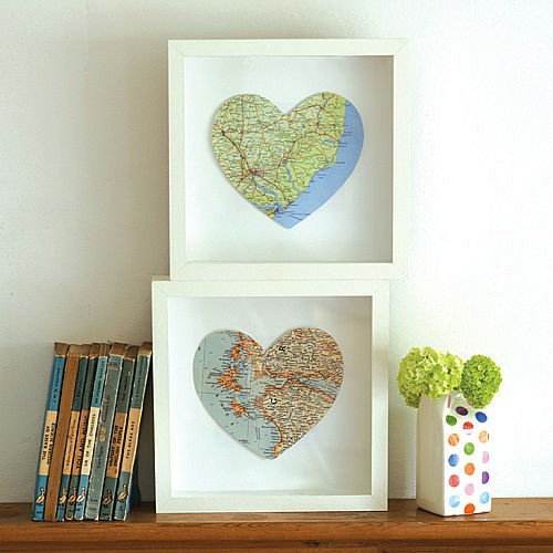 whimsical DIY deco ideas for picture frame heart shape globe