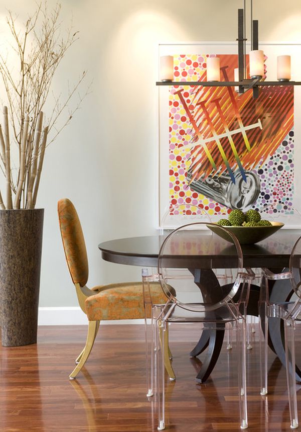 beau plancher vases dessins acrylique chaises parquet