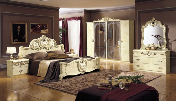 mobilier de cameră în stil baroc